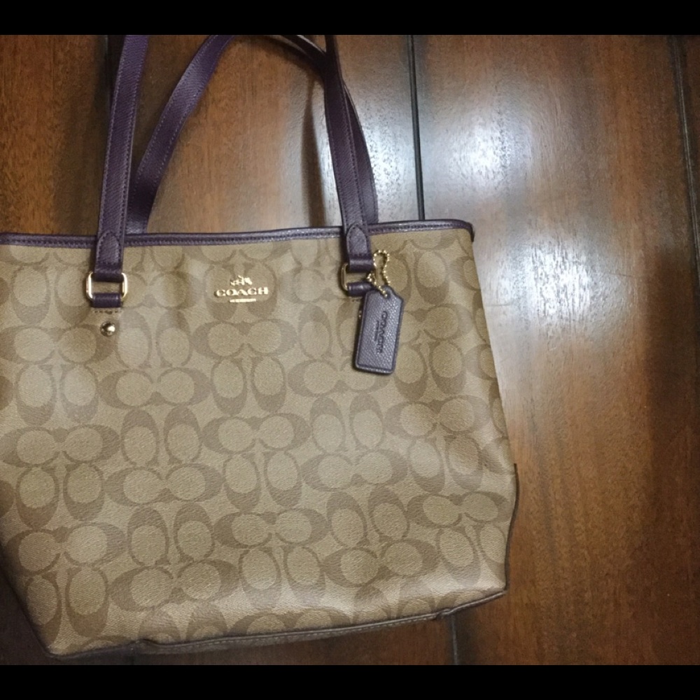 Coach purse